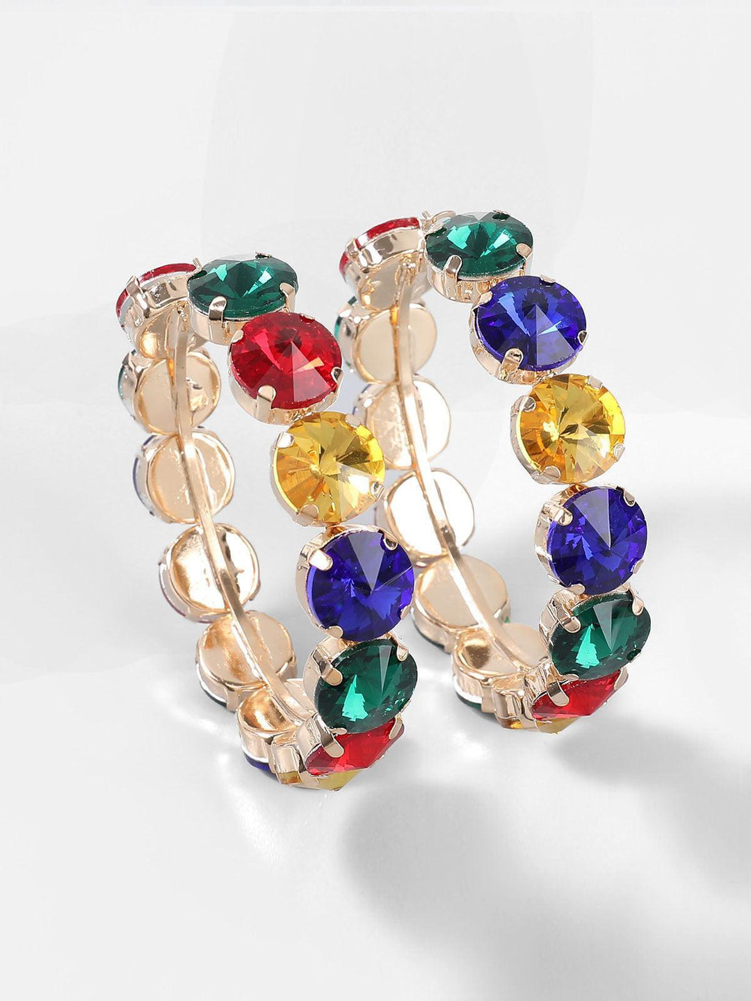 https://cdn.shopify.com/s/files/1/0930/2979/4119/files/TerraDiamanteHoopEarrings_6.jpg?v=1772630528